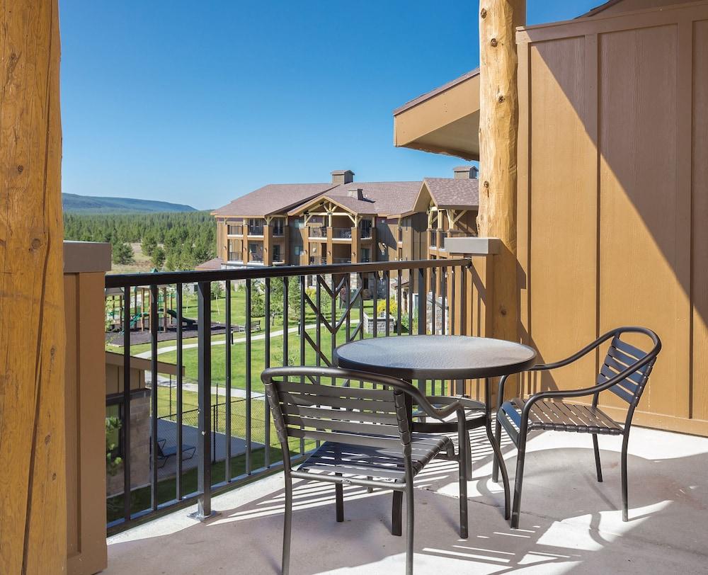 WorldMark West Yellowstone photo 2