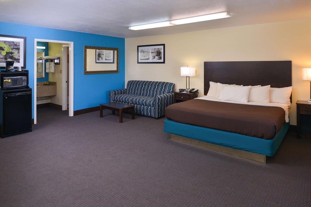 Americas Best Value Inn Batesville photo 3