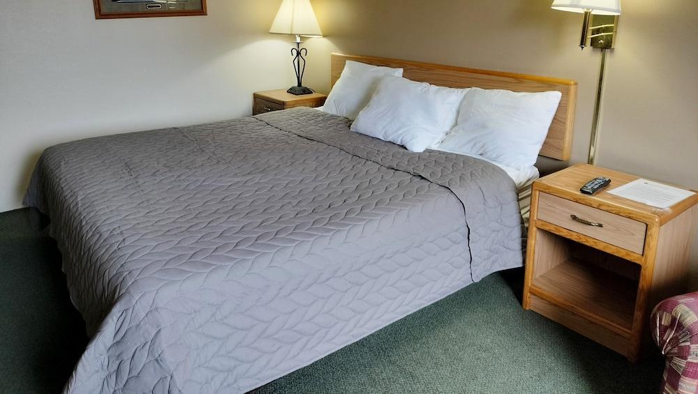 Magnuson Hotel Ironwood photo 14