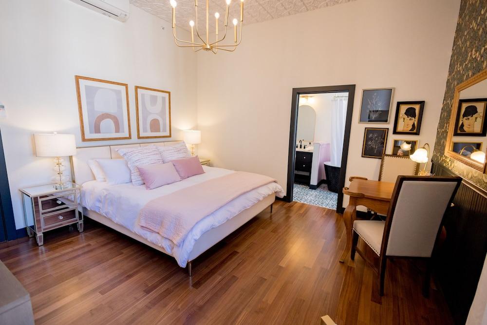 Speakeasy Suites photo 21
