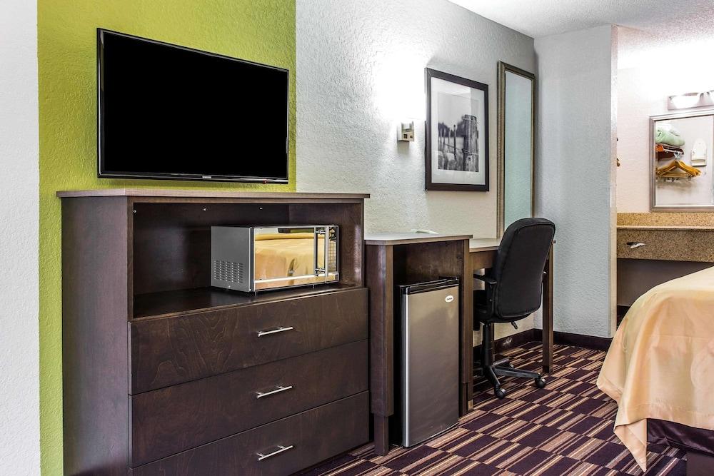 Quality Inn Albemarle photo 14
