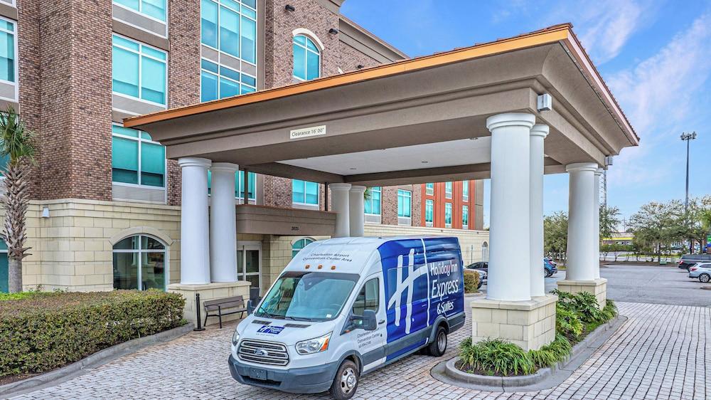 Holiday Inn Express & Suites Charleston Arpt-Conv Ctr Area photo 37
