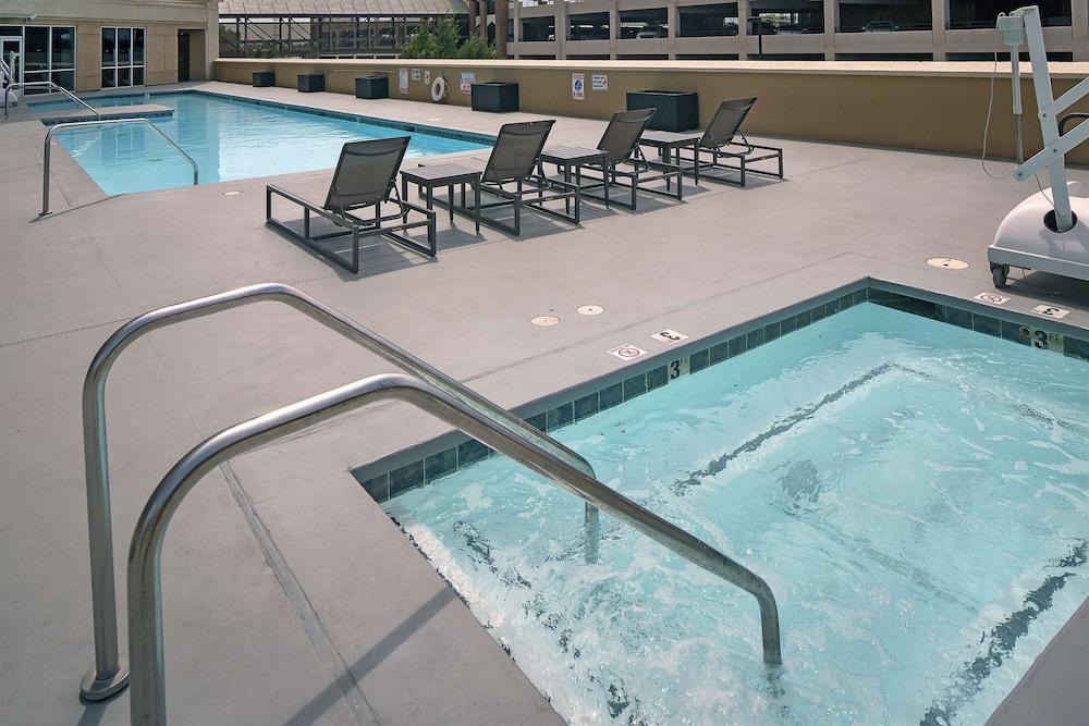 DoubleTree by Hilton Hotel Modesto photo 34