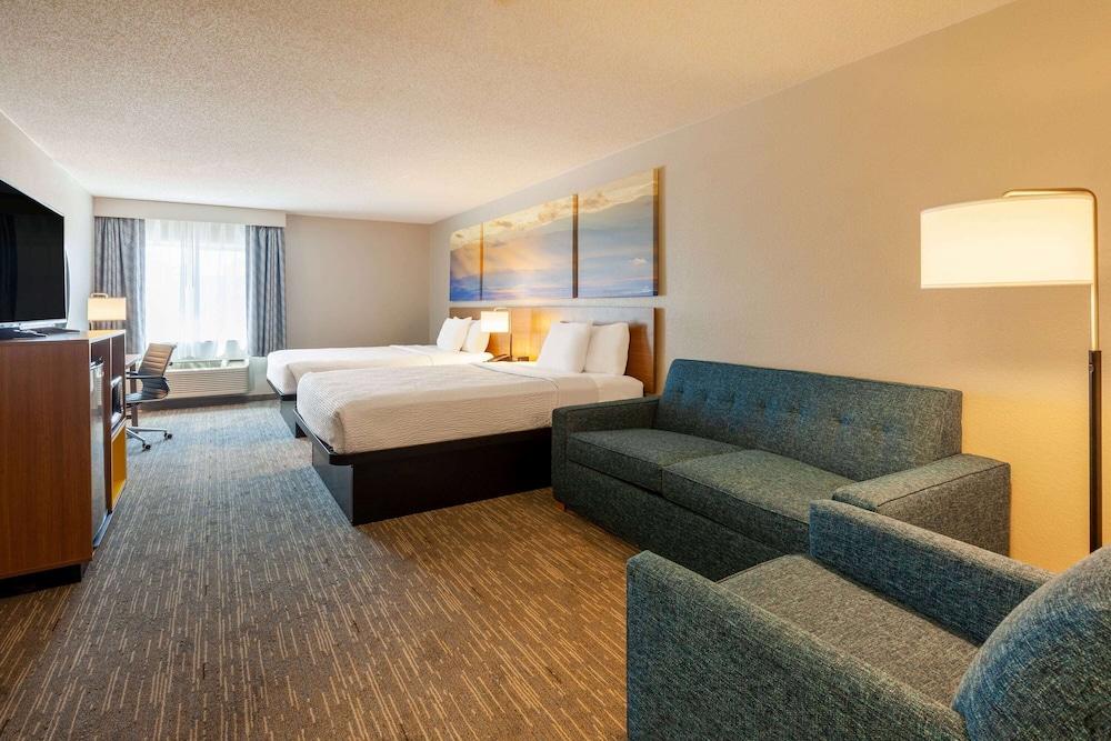 Days Inn by Wyndham Sturtevant / Racine / Mount Pleasant photo 19