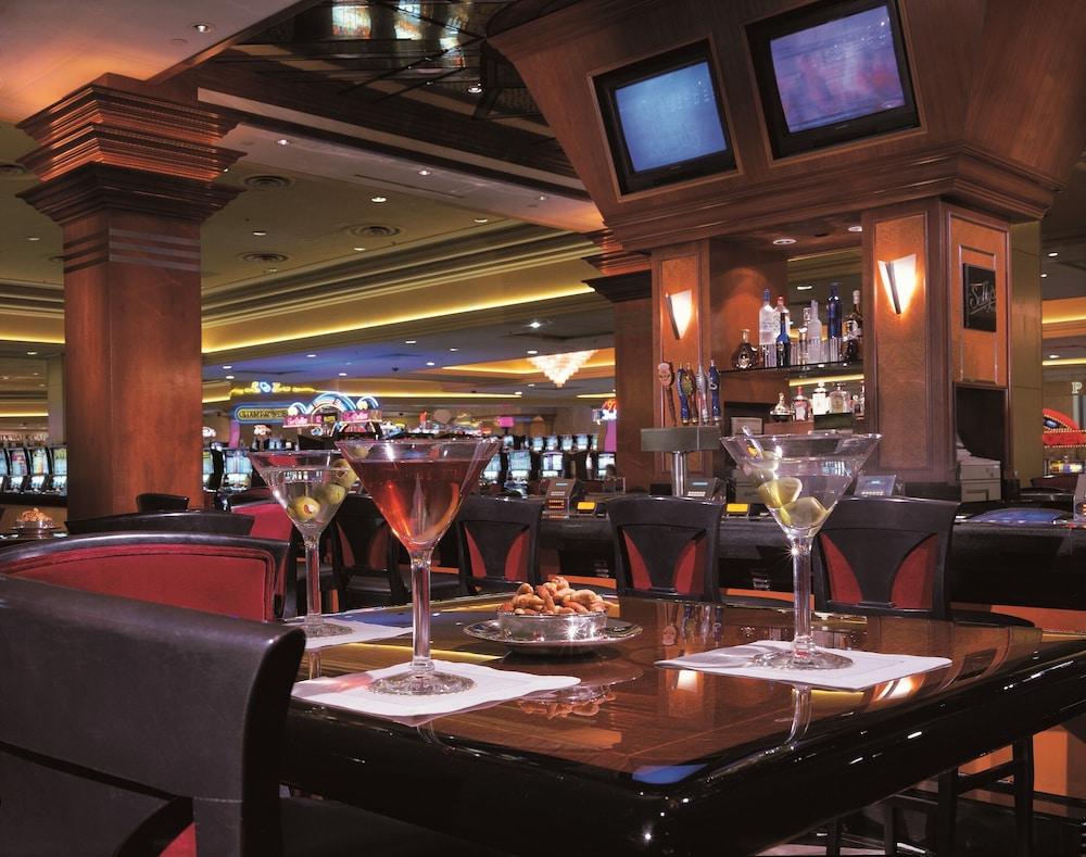 Horseshoe Las Vegas photo 57