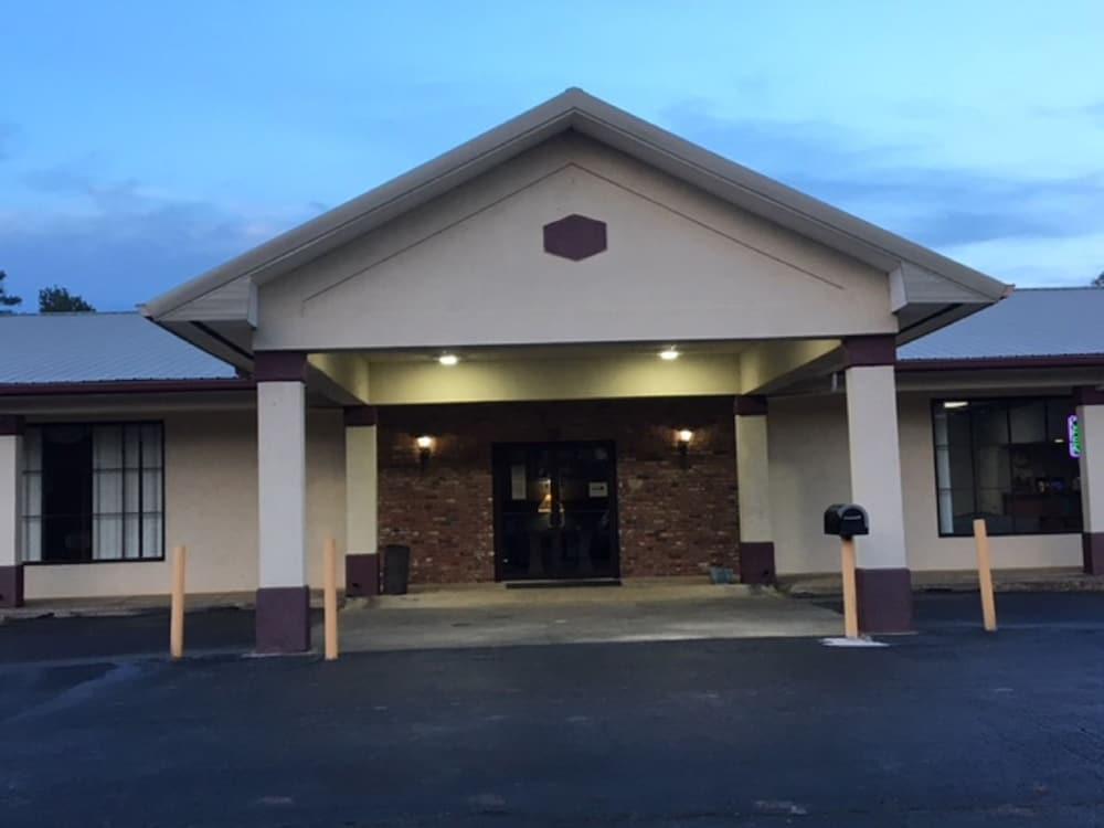Suite Stay Talladega photo 23