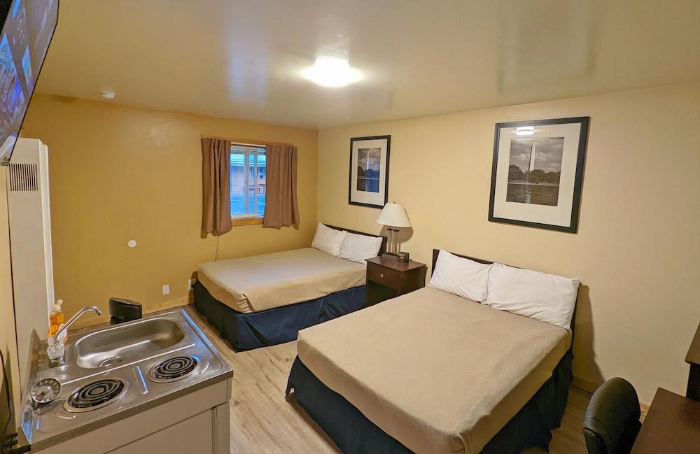 Teton Court Motel photo 33