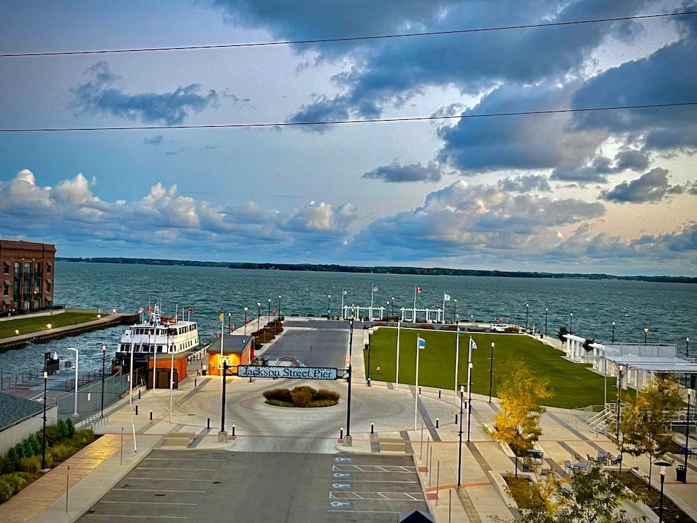Hotel Kilbourne Downtown Sandusky photo 39