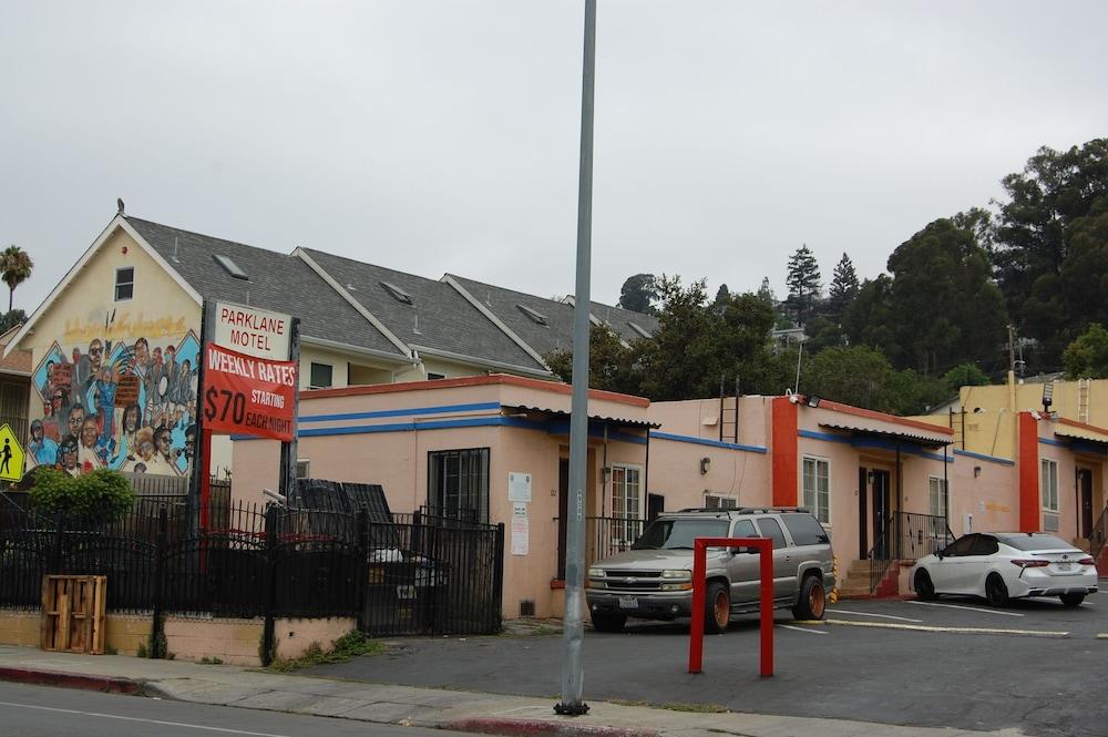 Parklane Motel photo 3