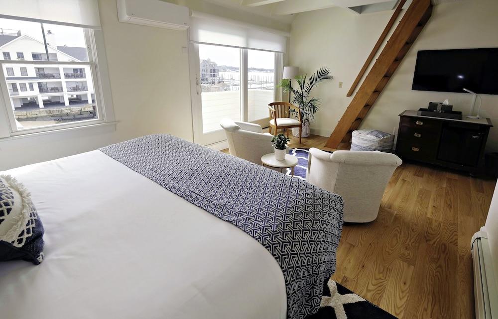 Harborside Inn photo 6