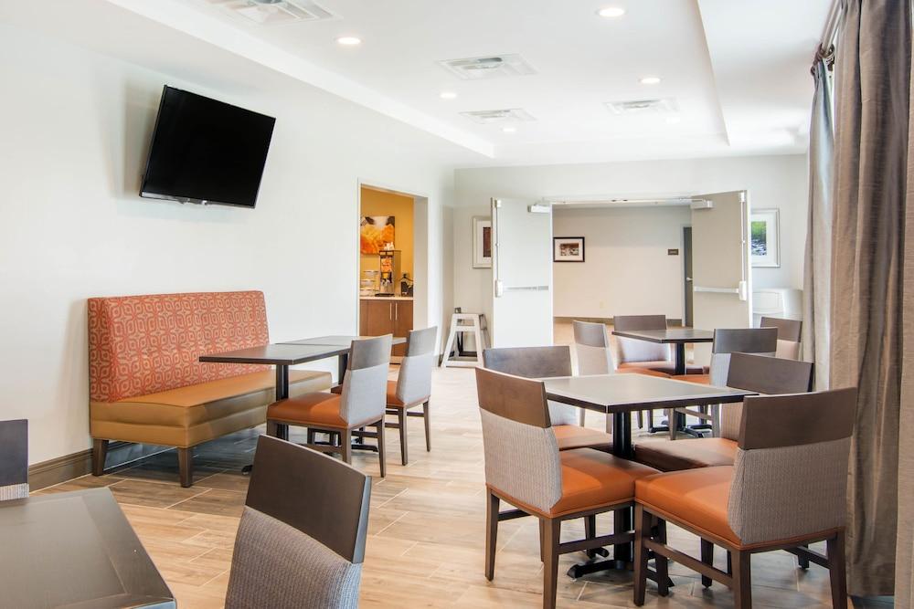 Comfort Inn & Suites East Ellijay photo 31