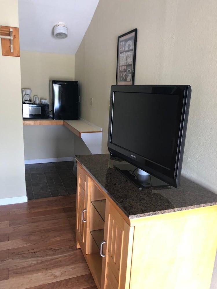 Avon Motel photo 25