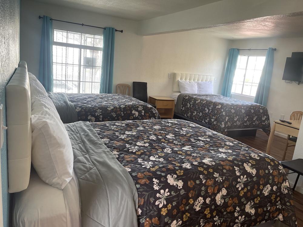 Geneva Motel Daly City photo 16