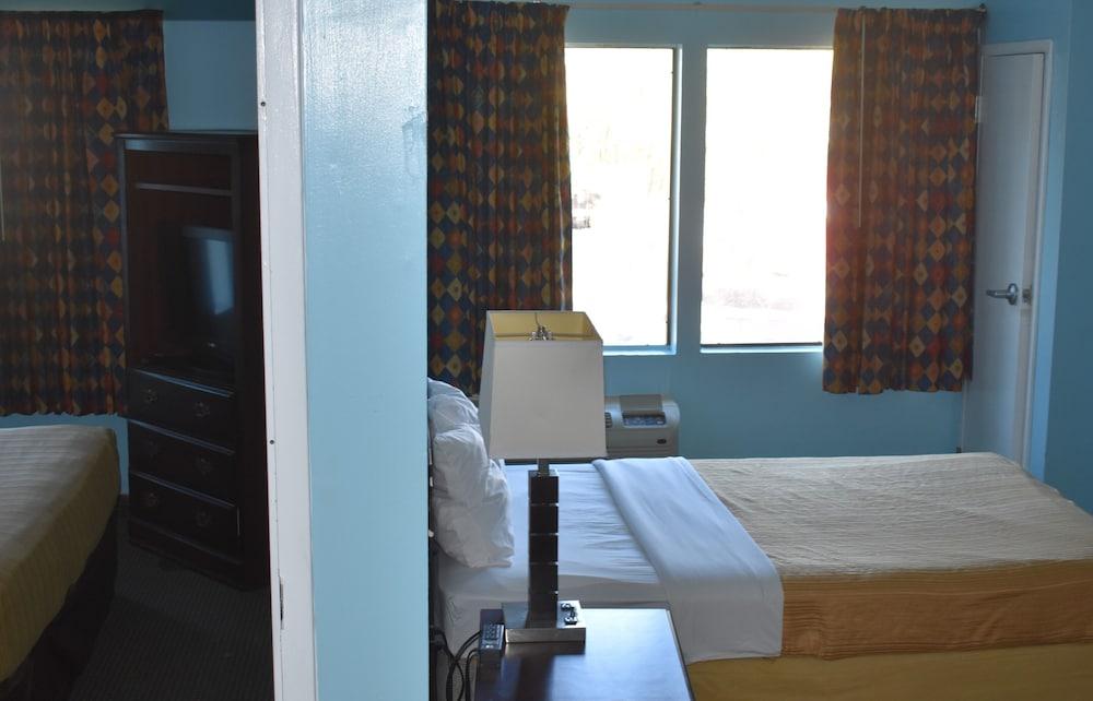 GUEST COTTAGES & SUITES photo 29