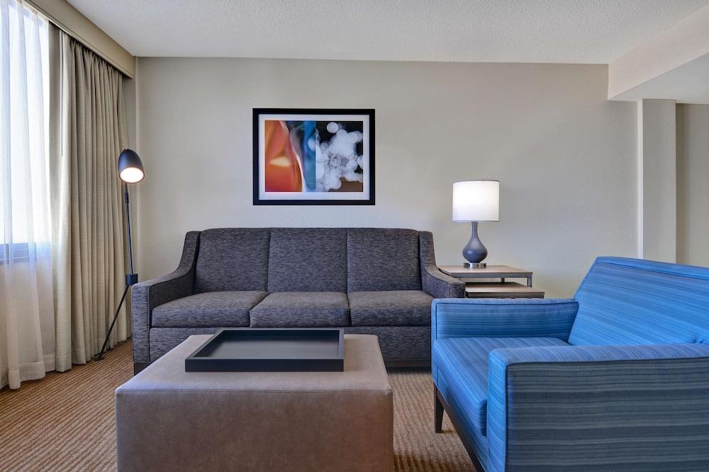 Embassy Suites Hotel Winston-Salem photo 17