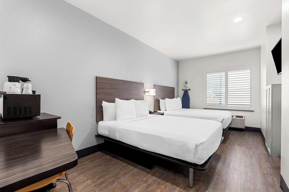 SureStay by Best Western Livingston Merced County photo 6