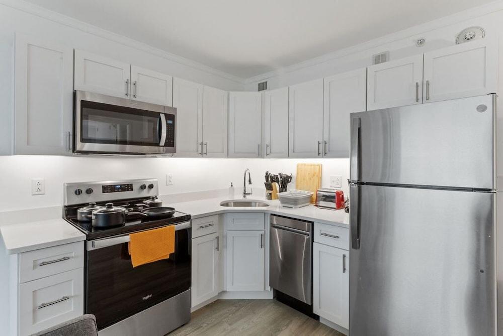 CozySuites at Showboat photo 19