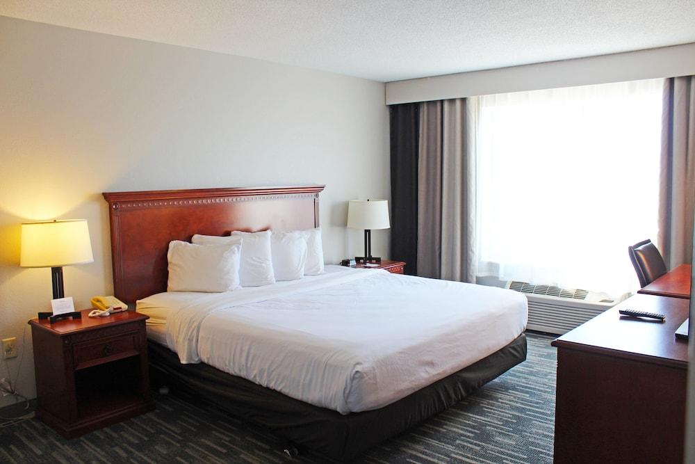Independence Stay Hotel & Suites photo 8
