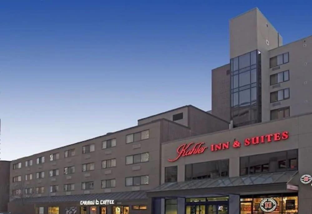 Kahler Inn and Suites - Mayo Clinic Area — hotel in Rochester