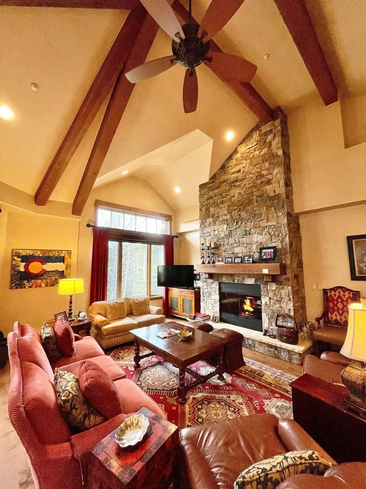 Arrowhead Village, A Vail Resorts Property photo 36