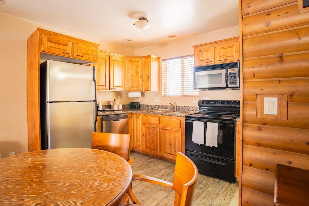 Petty Ranch Inn photo 36