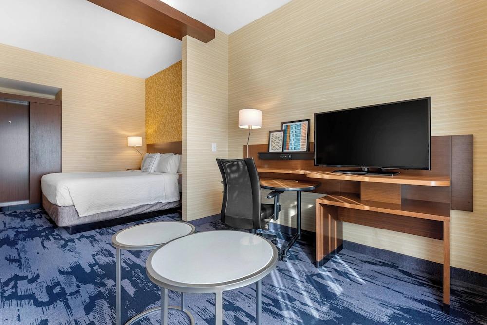 Fairfield Inn & Suites by Marriott Mebane photo 3