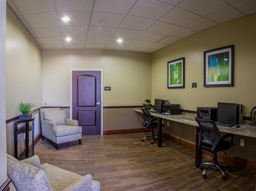Staybridge Suites Schererville by IHG photo 2