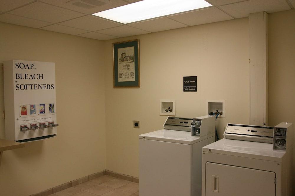 Hampton Inn Brattleboro photo 13