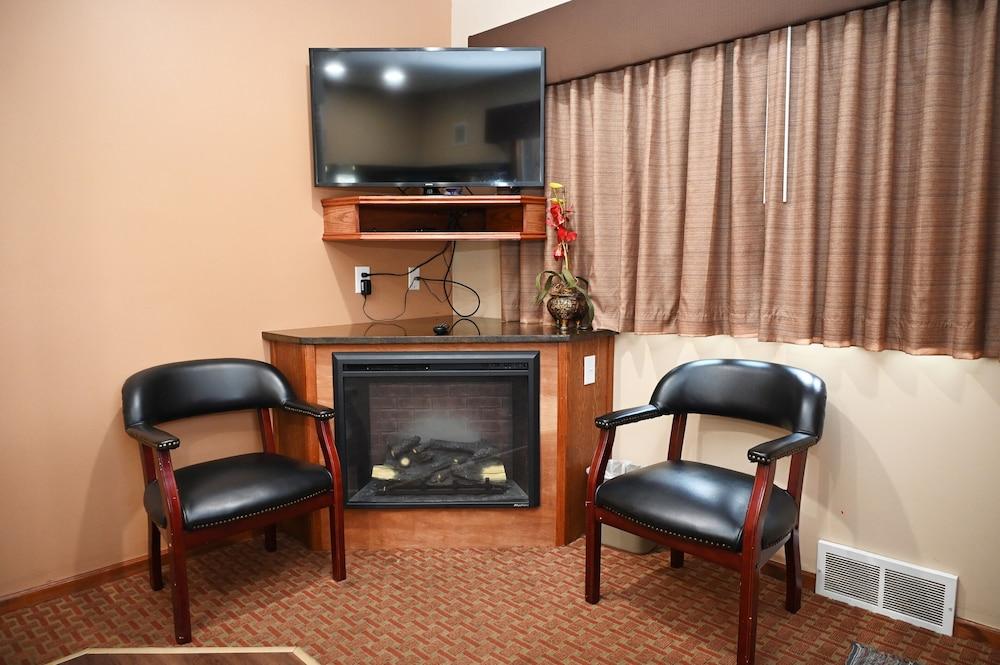 Fellows Creek Lodge photo 12