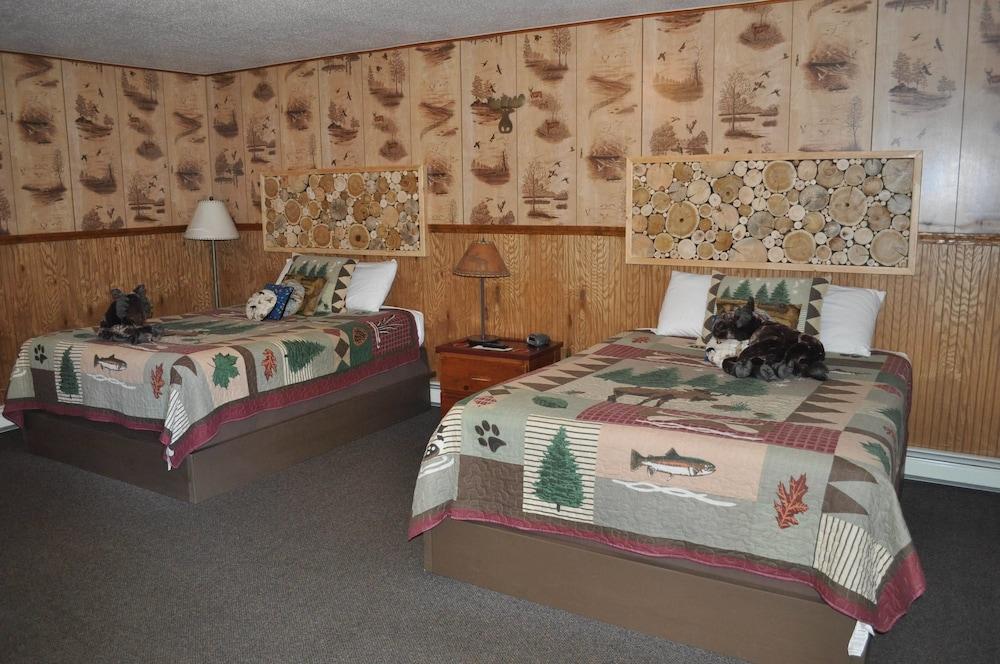 Red Moose Lodge photo 47