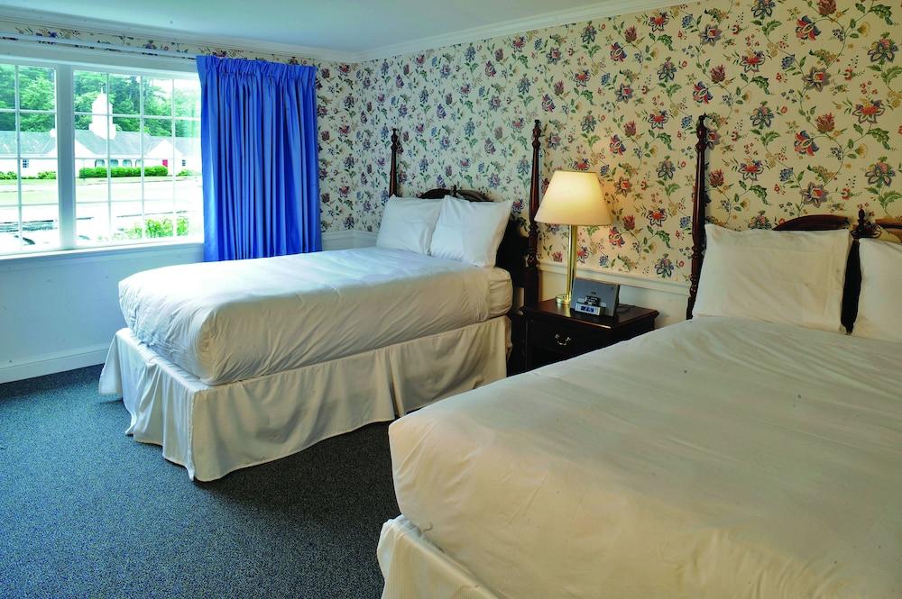 Old Sturbridge Inn and Reeder Family Lodges photo 7