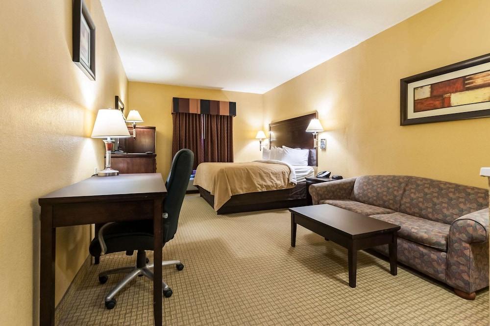 Quality Inn & Suites Lafayette photo 23