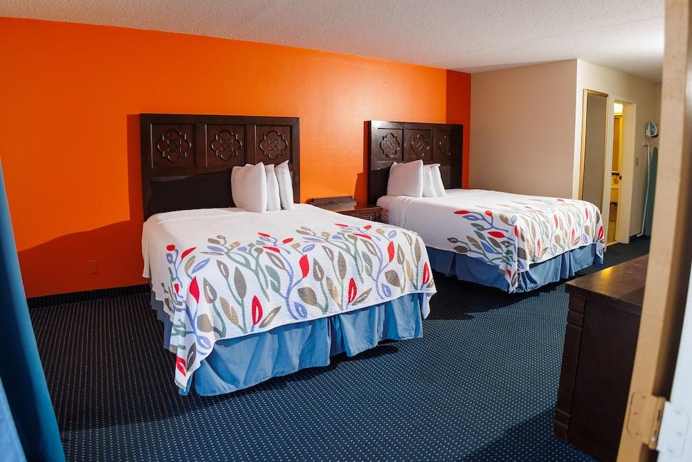 Garnet Inn & Suites, Orlando photo 42