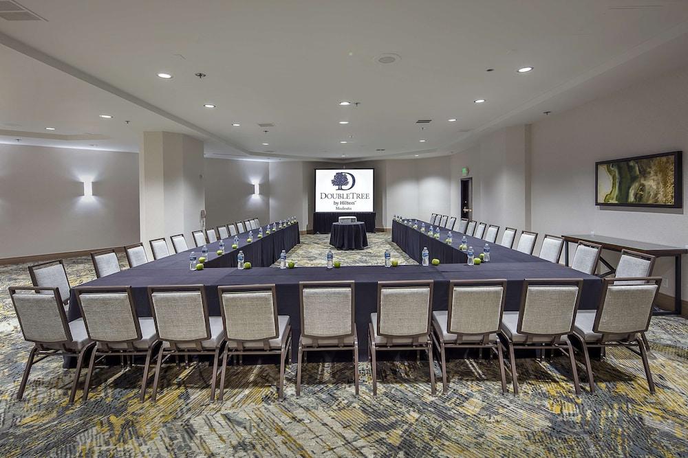 DoubleTree by Hilton Hotel Modesto photo 56