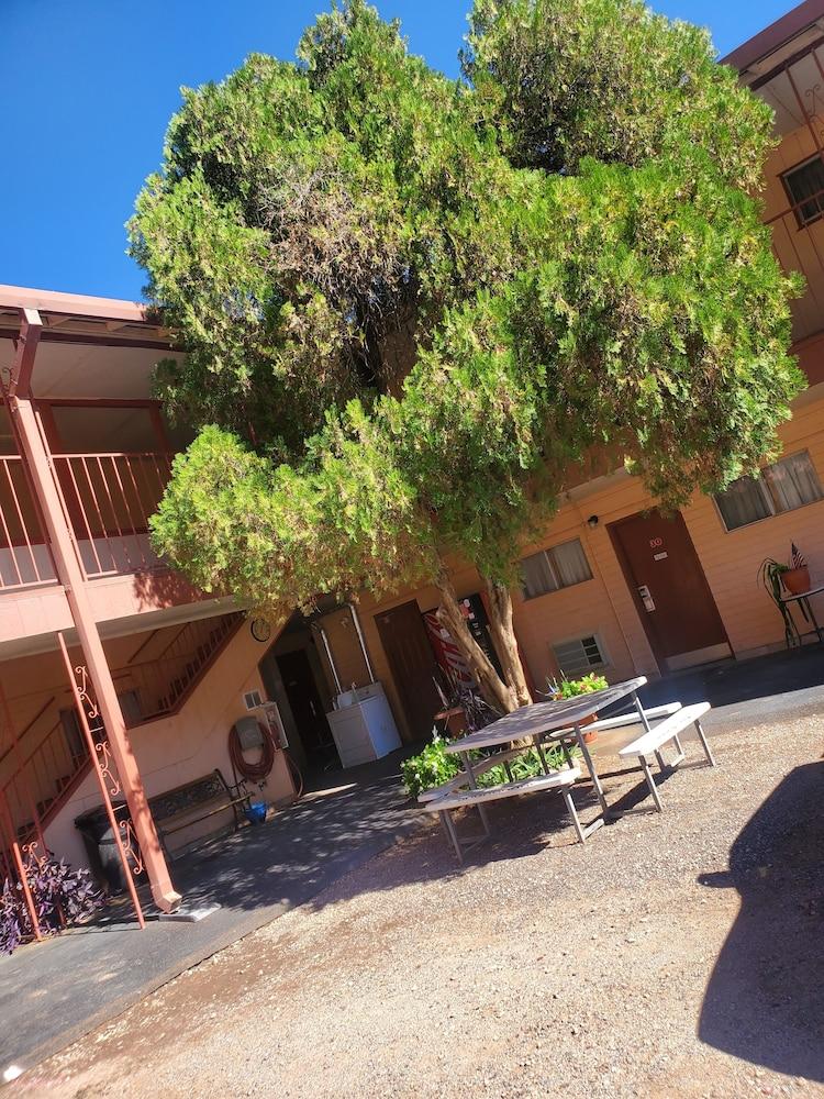 Rode Inn of Clifton photo 11