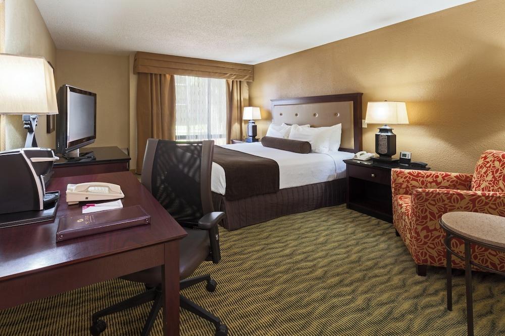 Crowne Plaza Hotel Jacksonville Airport/I-95N by IHG photo 6