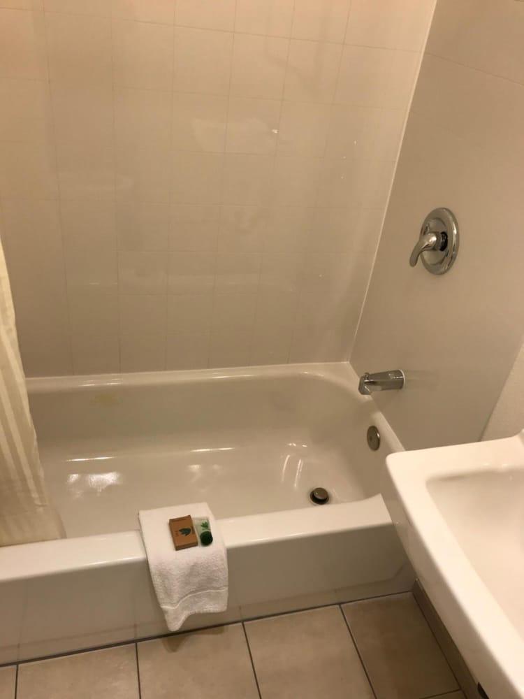 Canyonlands Motor Inn photo 21