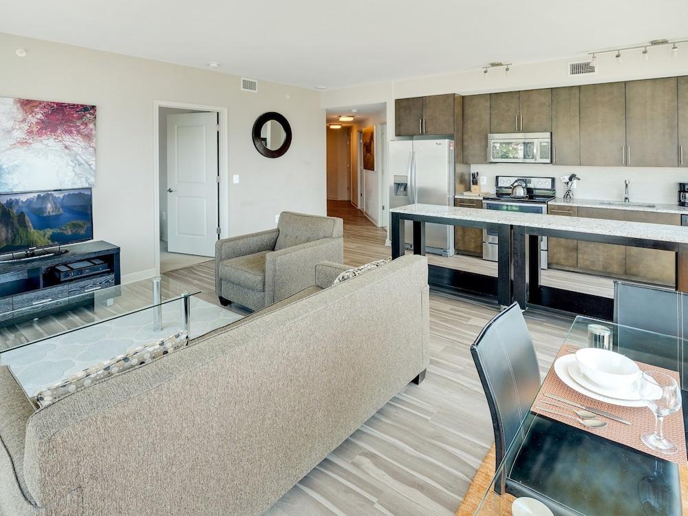 Bluebird Suites in Tysons Corner photo 13