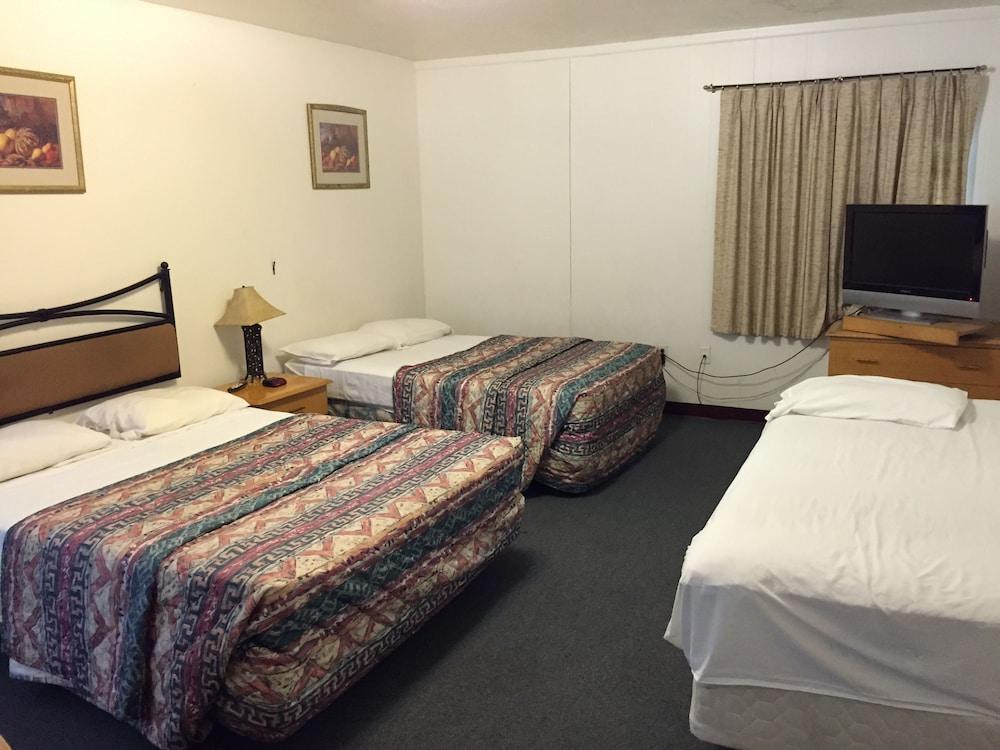 Travel Inn Of Sebring photo 17