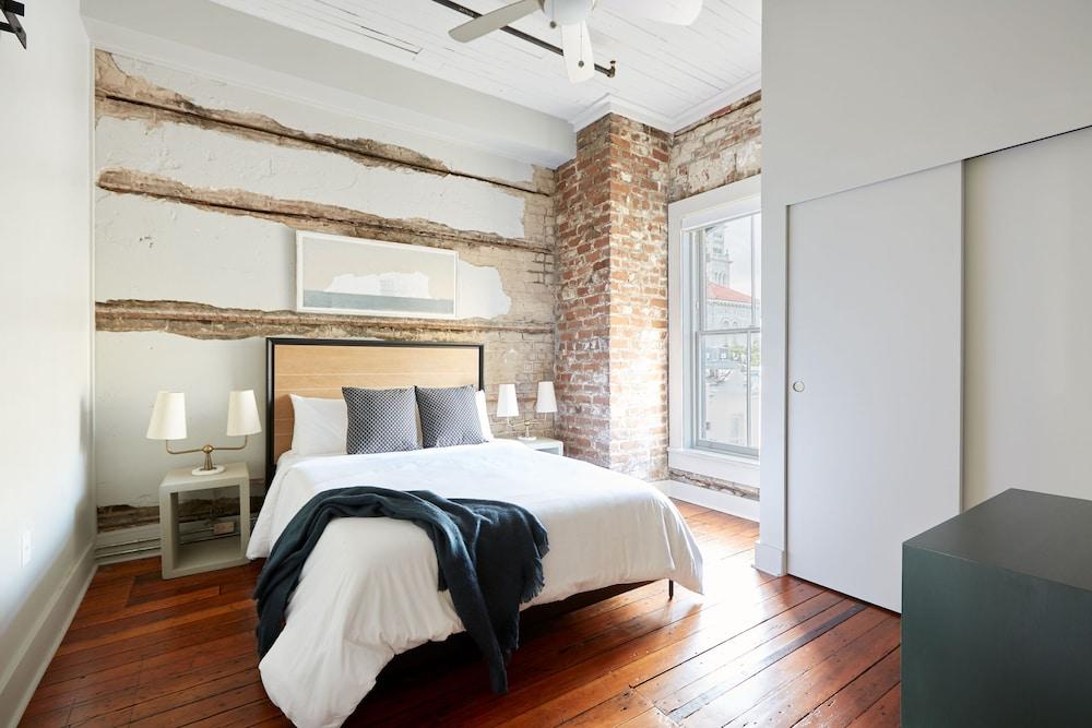 Sonder by Marriott Bonvoy The Broughton Apartments Historic District photo 5
