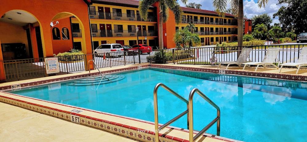 Budget Inn - Orlando photo 12