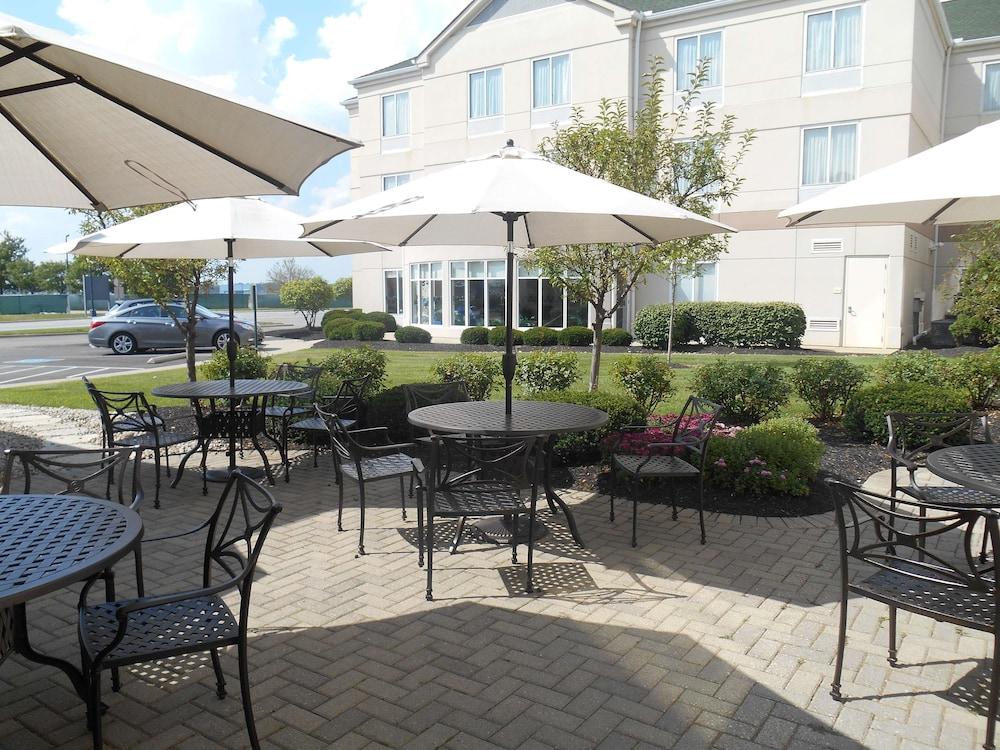 Hilton Garden Inn Columbus Airport photo 1