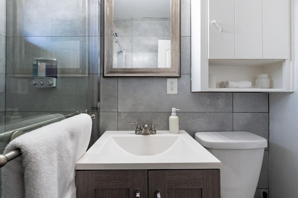 Ash & Ko Boutique Lodging photo 72