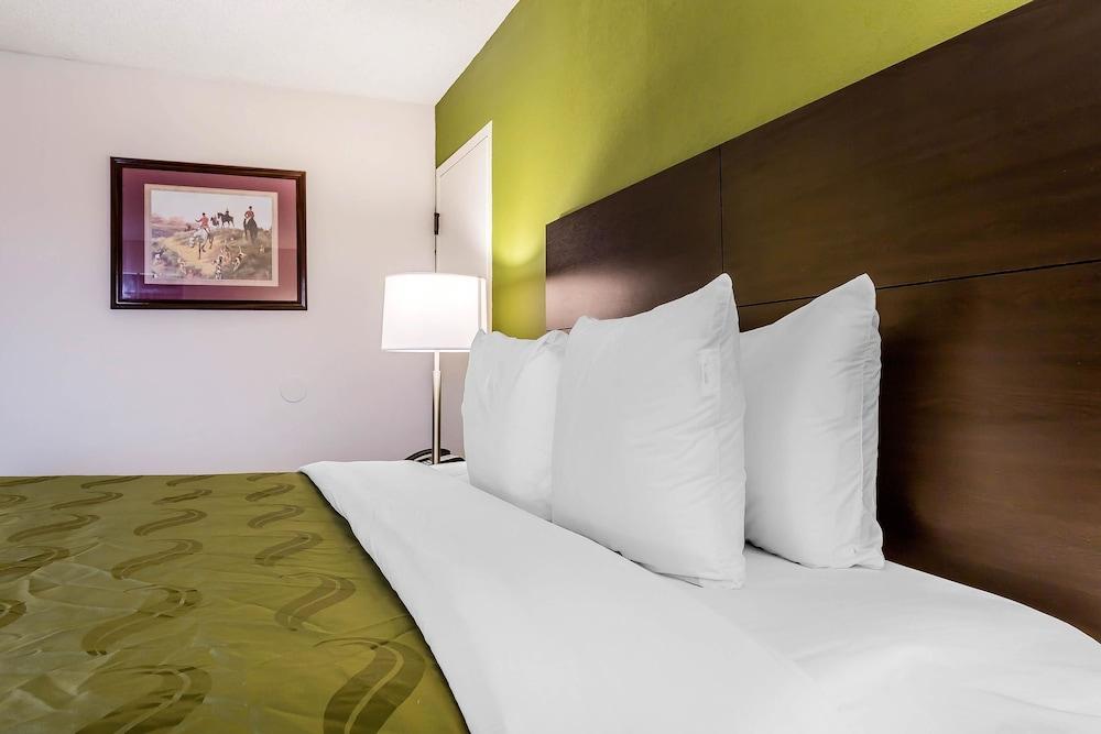 Quality Inn Culpeper photo 9