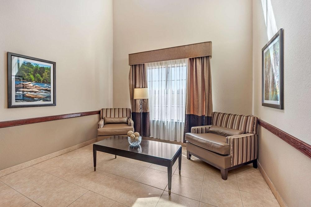 Best Western La Grange Inn & Suites photo 2