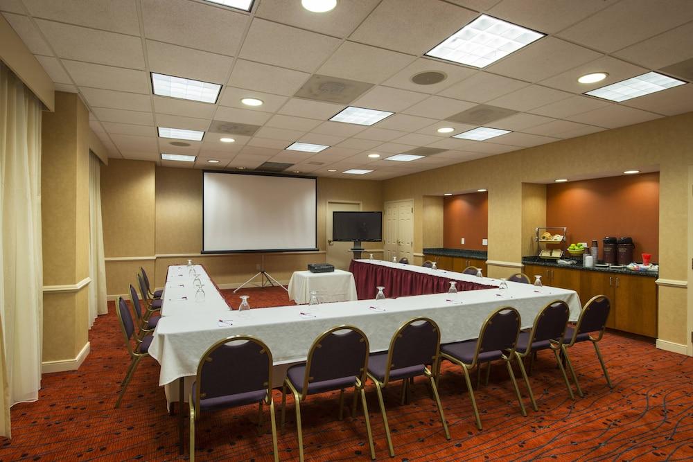Residence Inn by Marriott Boston Framingham photo 17