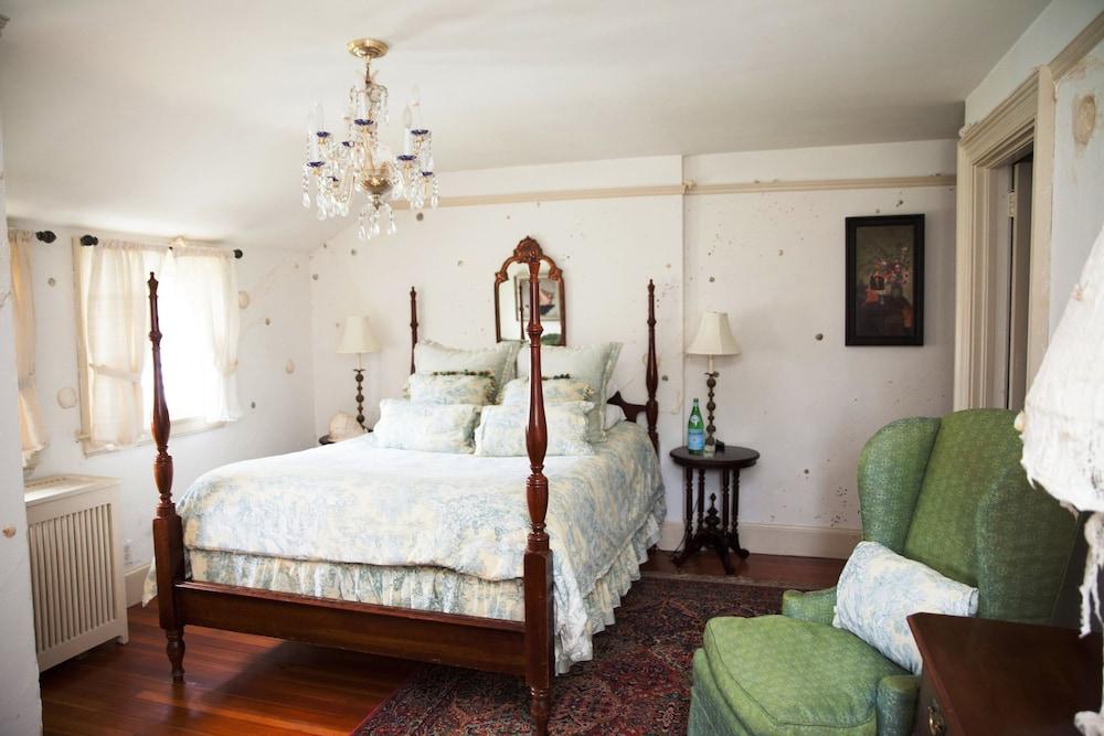 Bee and Thistle Inn photo 63