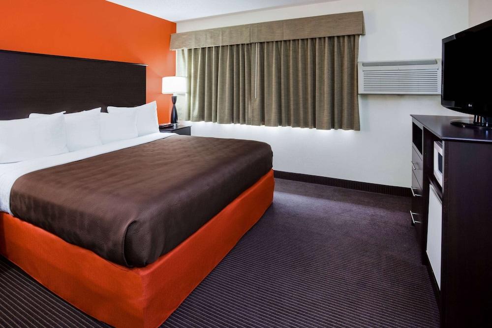 AmericInn by Wyndham Mora photo 7