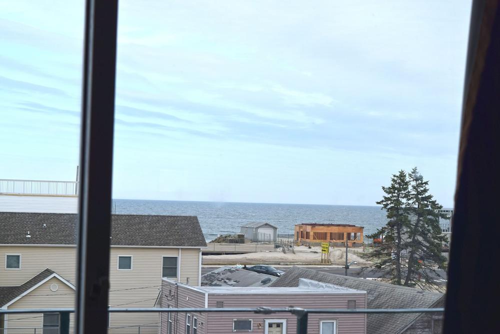 Skyview Manor Motel photo 81