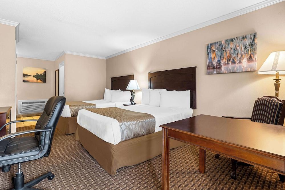 Best Western Forest Inn photo 17